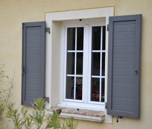 Devis de construction, de réparation et d'installation de volets, fenêtres et persiennes à Saint-Rambert-en-Bugey